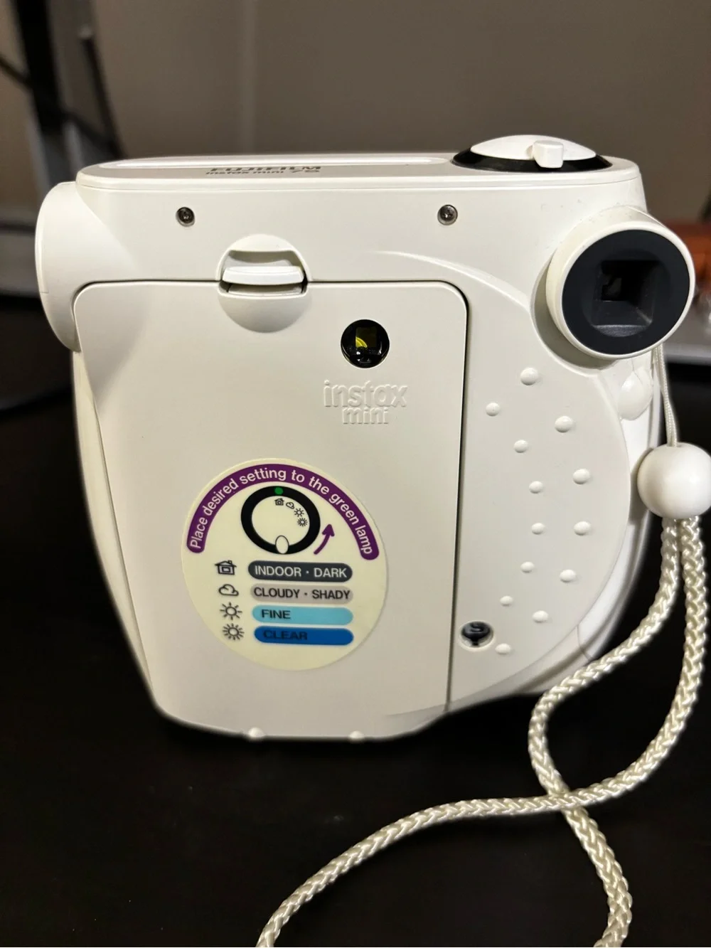 Fujifilm Instax Mini 7S -White